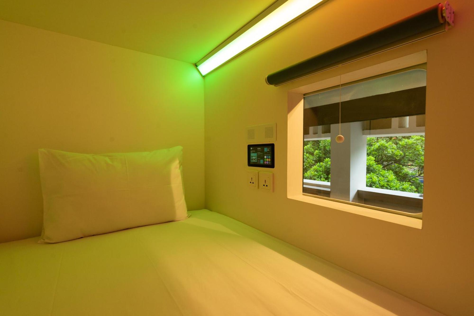 Bobopod Alun-Alun, Malang Hotel Exterior photo